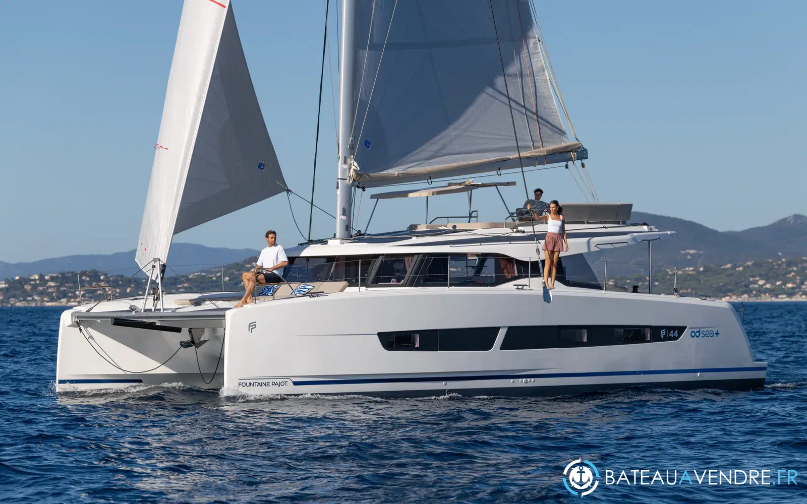 slider 42 Fountaine Pajot FP 44