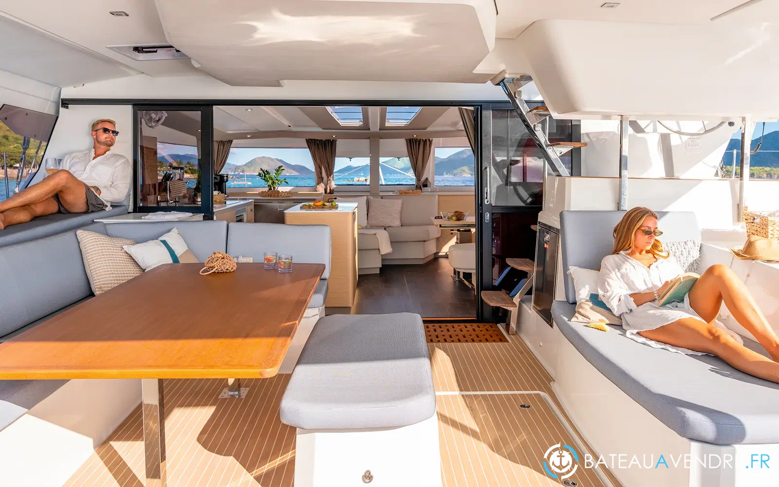 slider 19 Fountaine Pajot FP 51