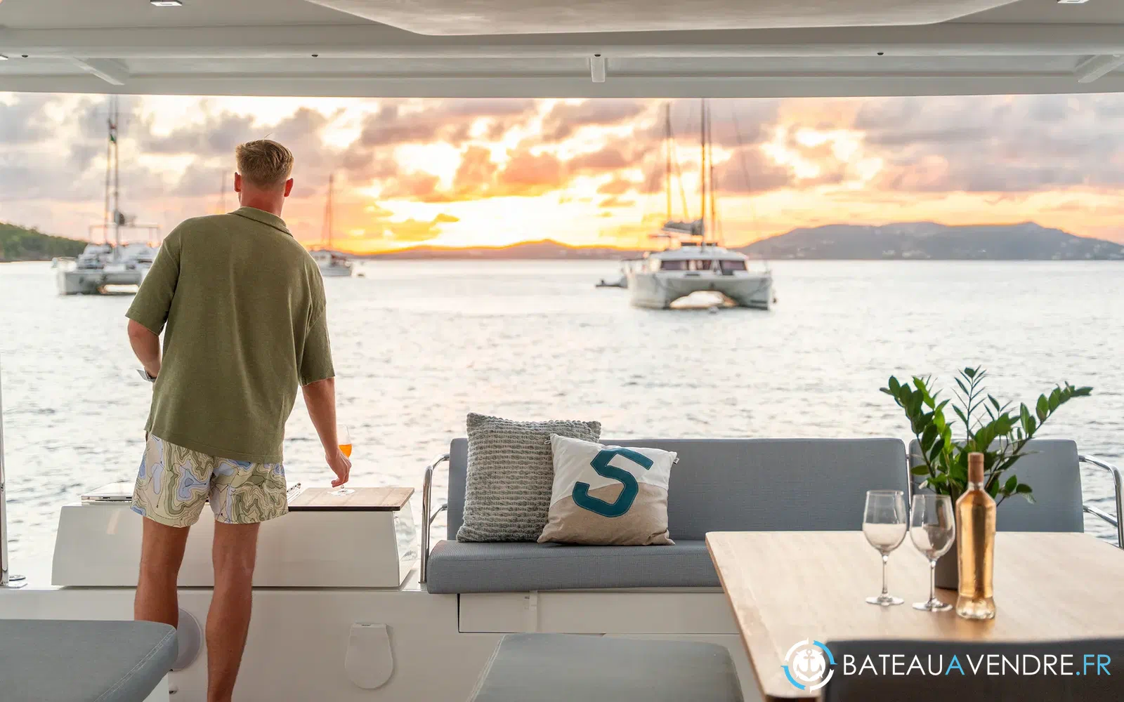 slider 29 Fountaine Pajot FP 51