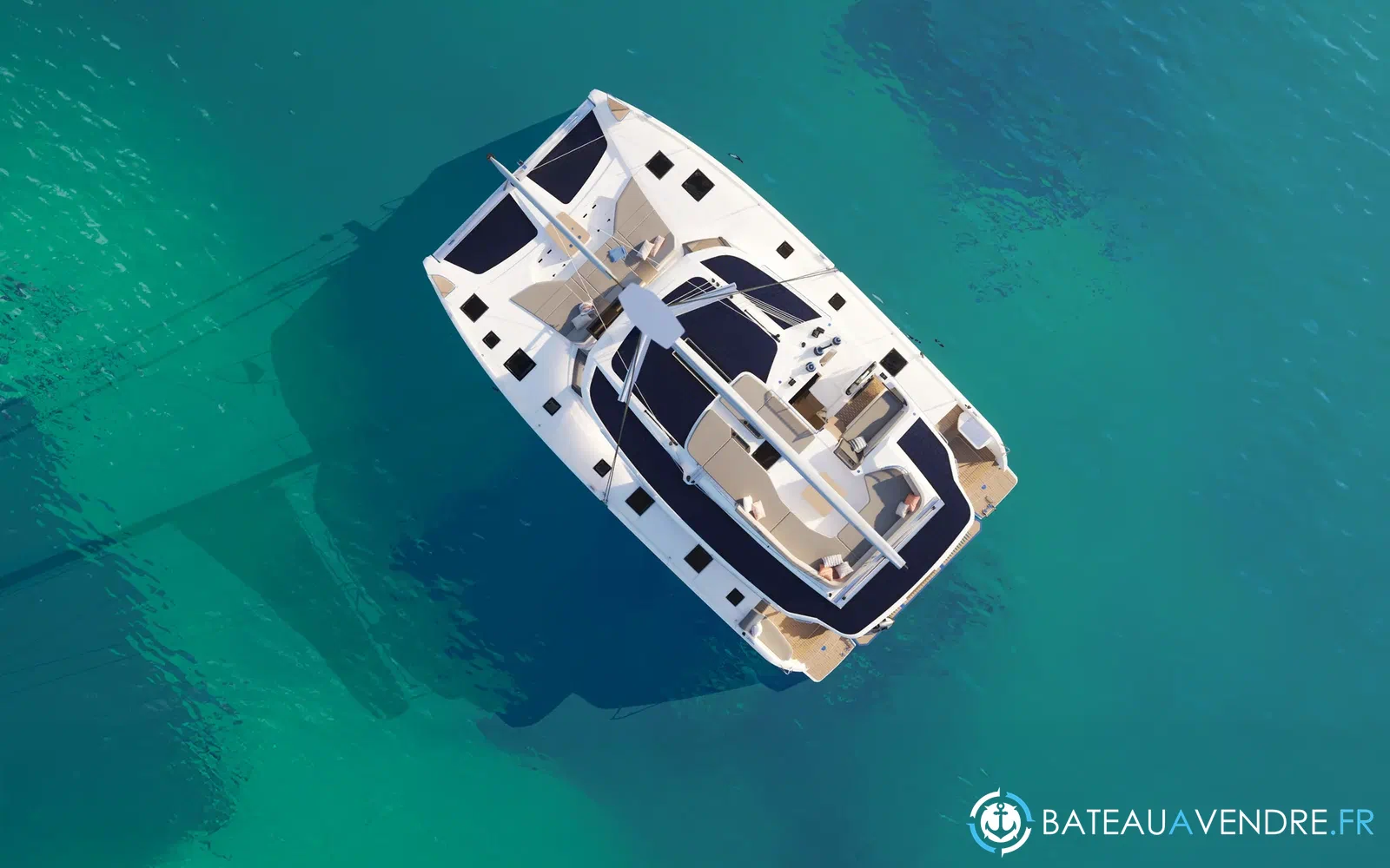 slider 12 Fountaine Pajot FP 48