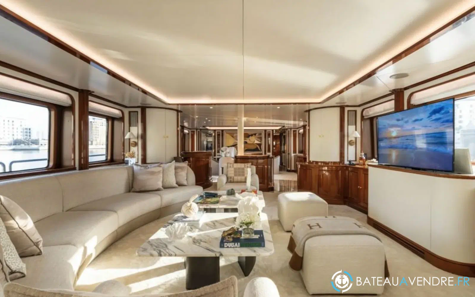 slider 12 Benetti Classic 115