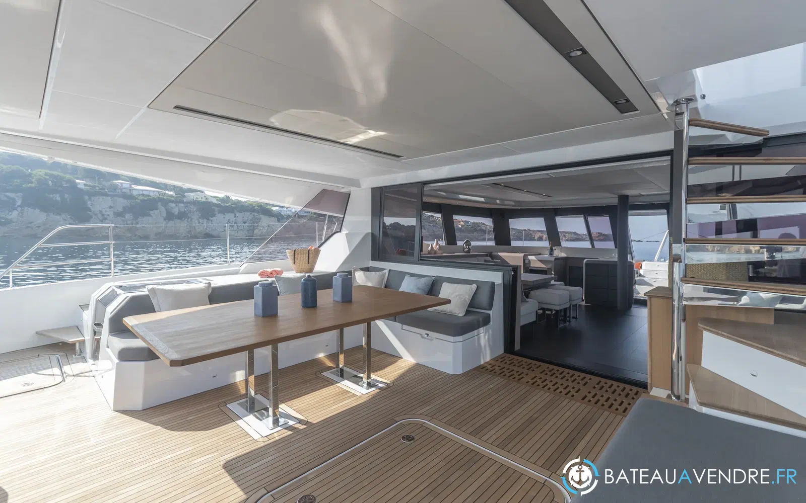 slider 11 Fountaine Pajot Samana 59
