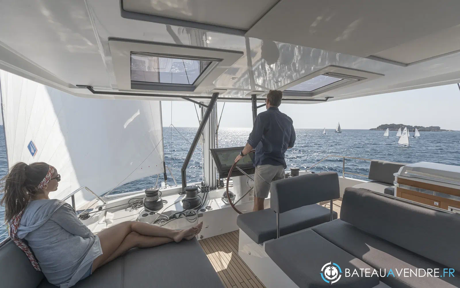 slider 37 Fountaine Pajot Samana 59