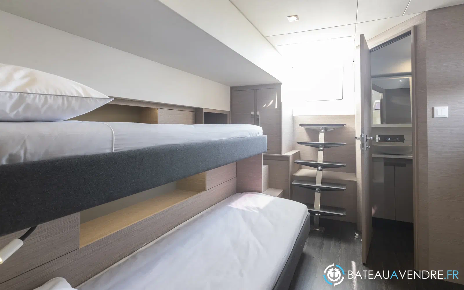 slider 54 Fountaine Pajot Samana 59