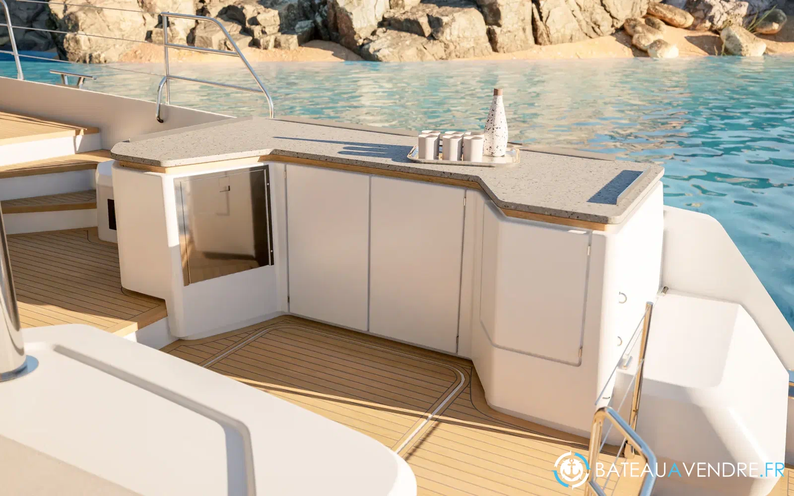 slider 25 Fountaine Pajot FPY 70S