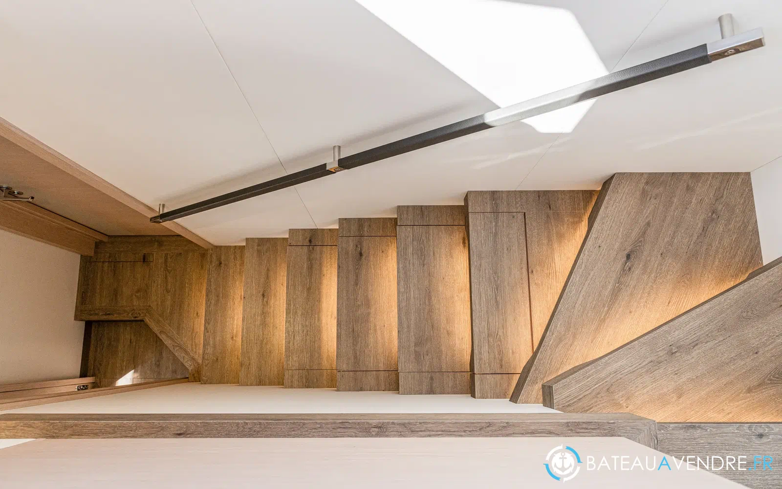 slider 110 Fountaine Pajot Thira 80