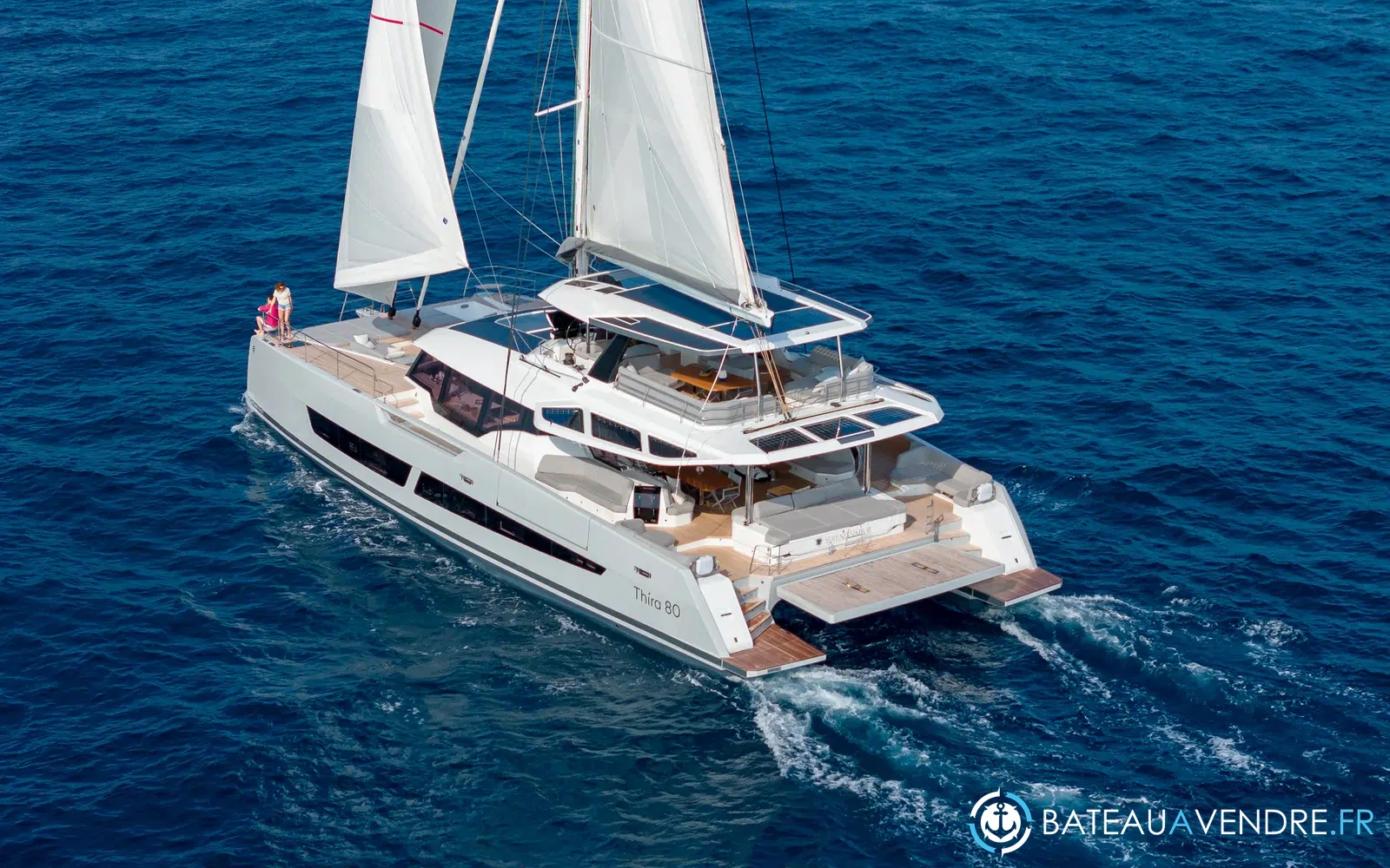 slider 27 Fountaine Pajot Thira 80