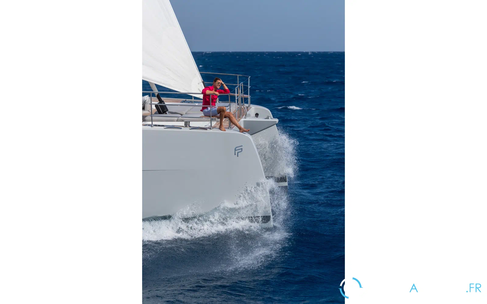 slider 34 Fountaine Pajot Thira 80