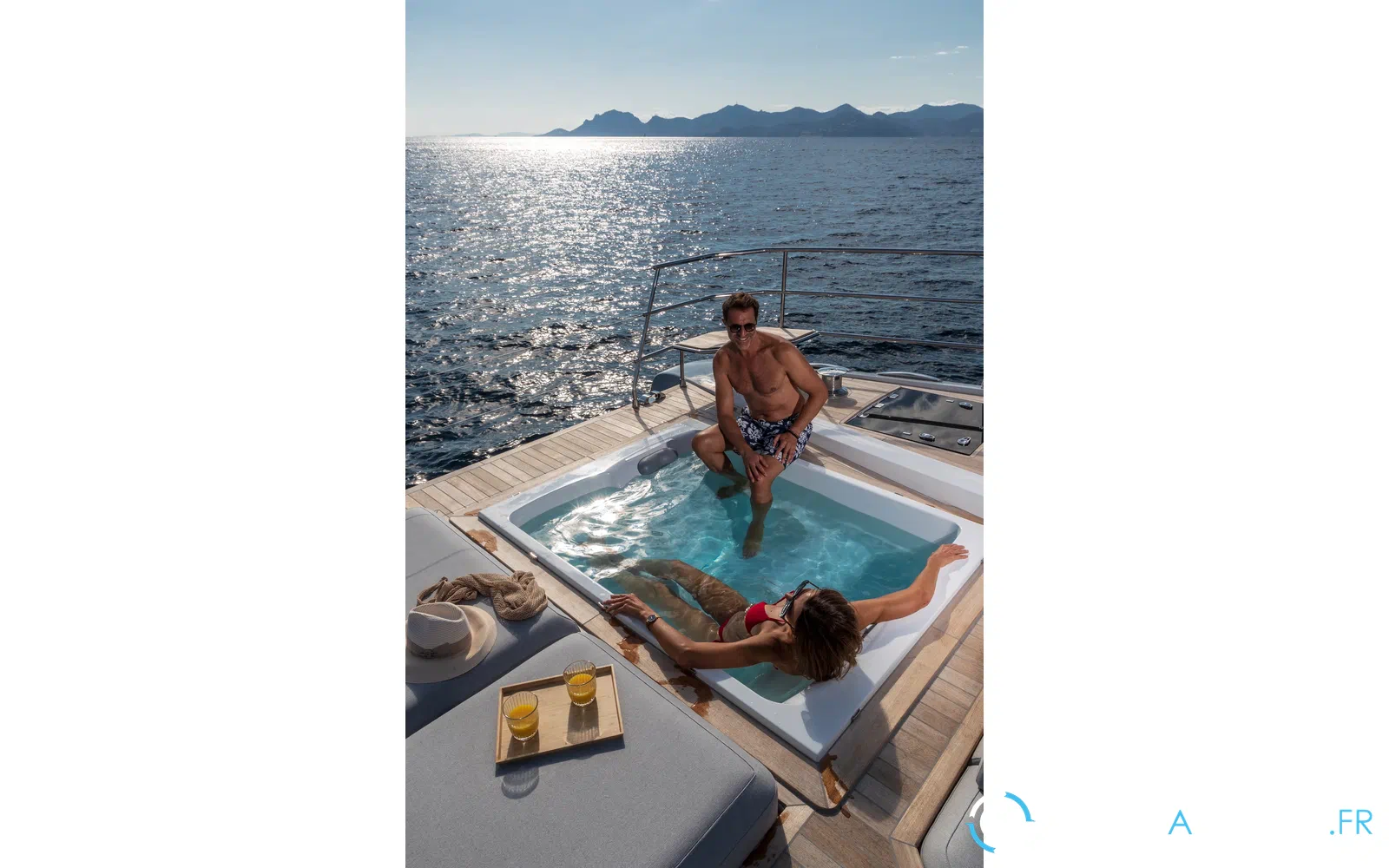 slider 36 Fountaine Pajot Thira 80