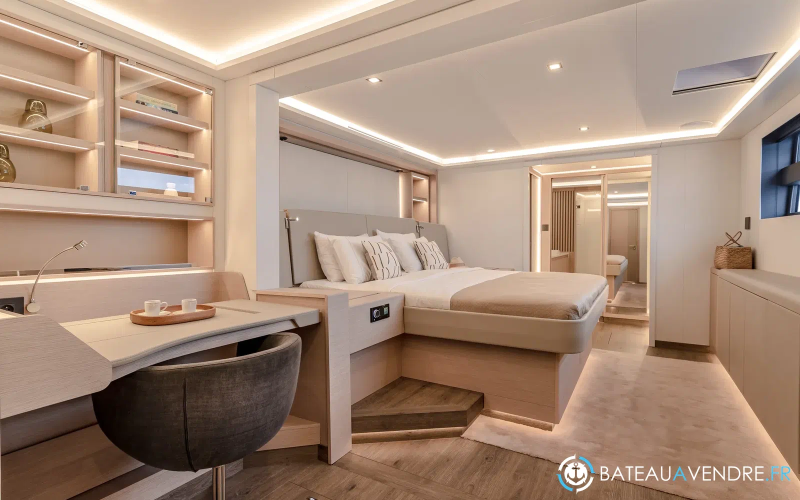 slider 87 Fountaine Pajot Thira 80