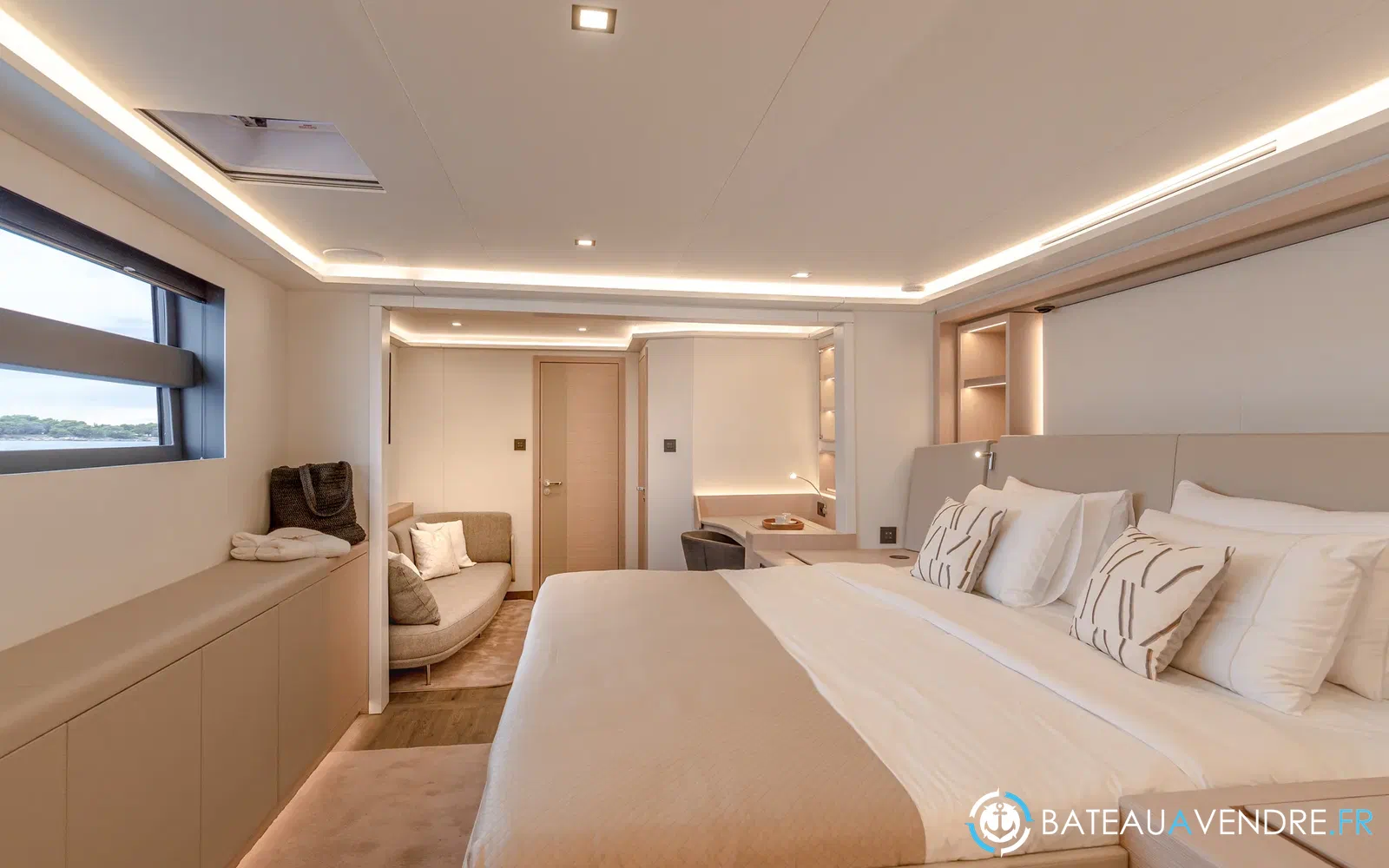 slider 89 Fountaine Pajot Thira 80