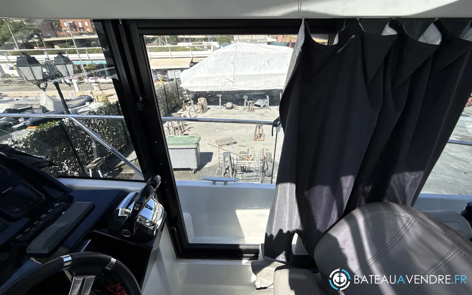 slider 10 Beneteau Antares Serie 9