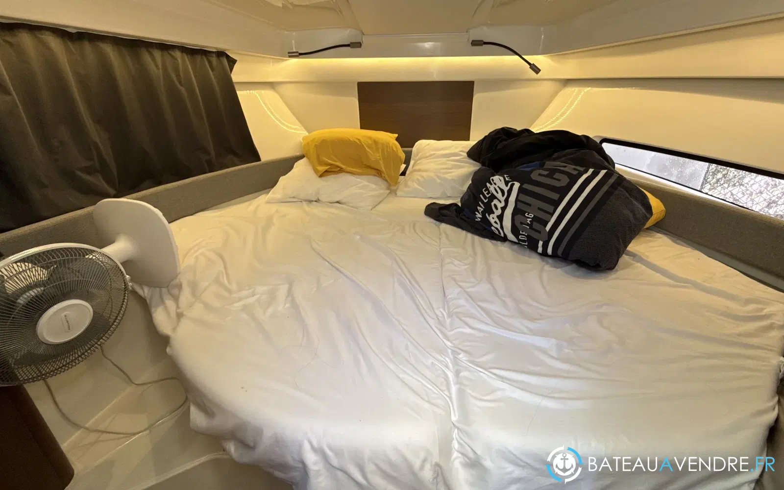 slider 12 Beneteau Antares Serie 9
