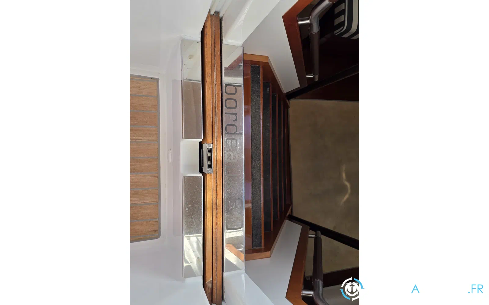 slider 15 Cnb Bordeaux 60
