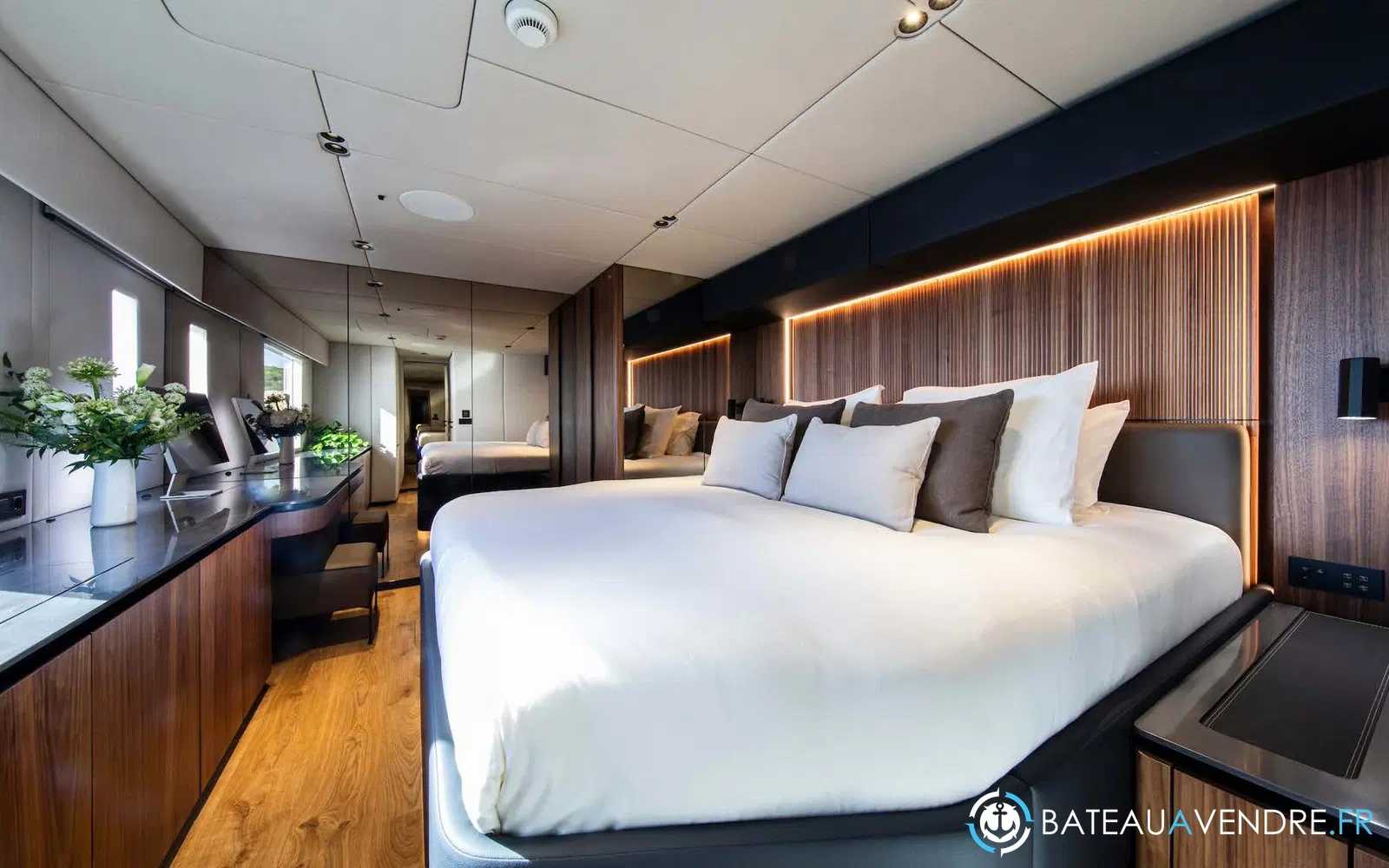 slider 18 Sunreef Yachts Sunreef 70