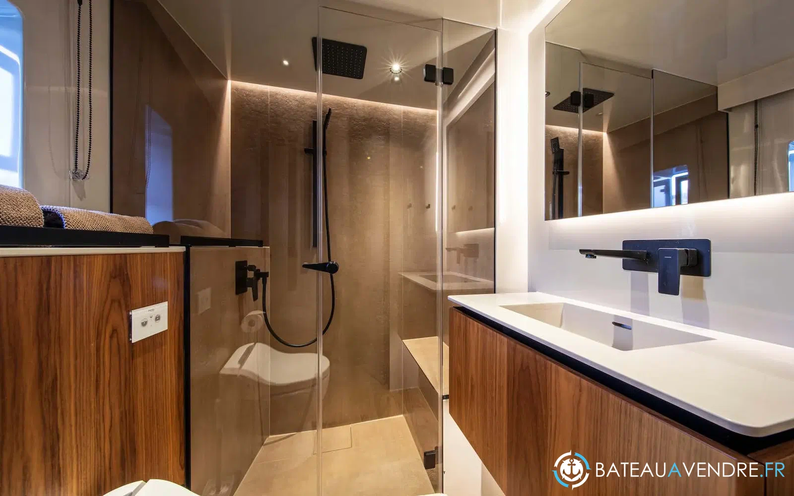 slider 22 Sunreef Yachts Sunreef 70
