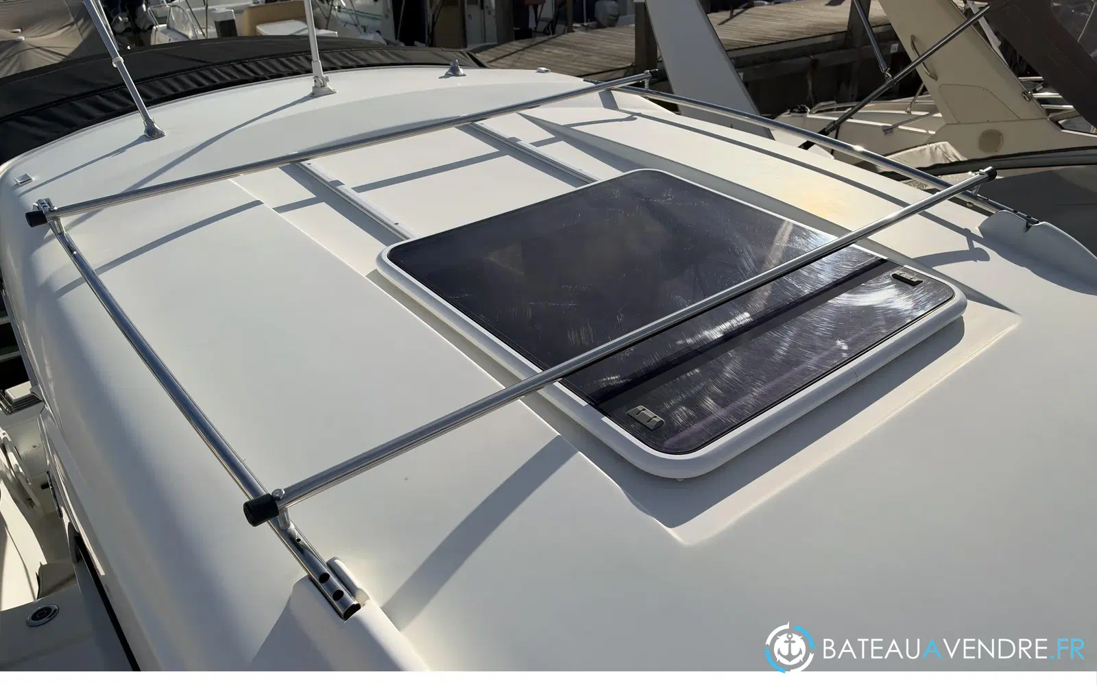 slider 25 Beneteau Antares 8