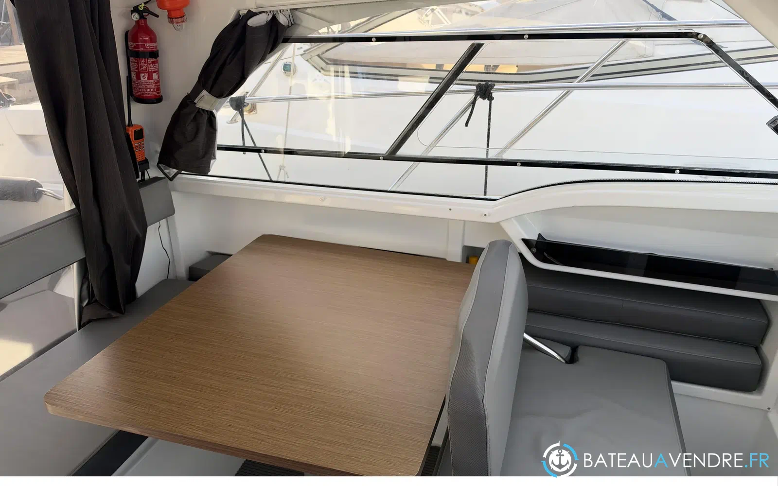 slider 29 Beneteau Antares 8
