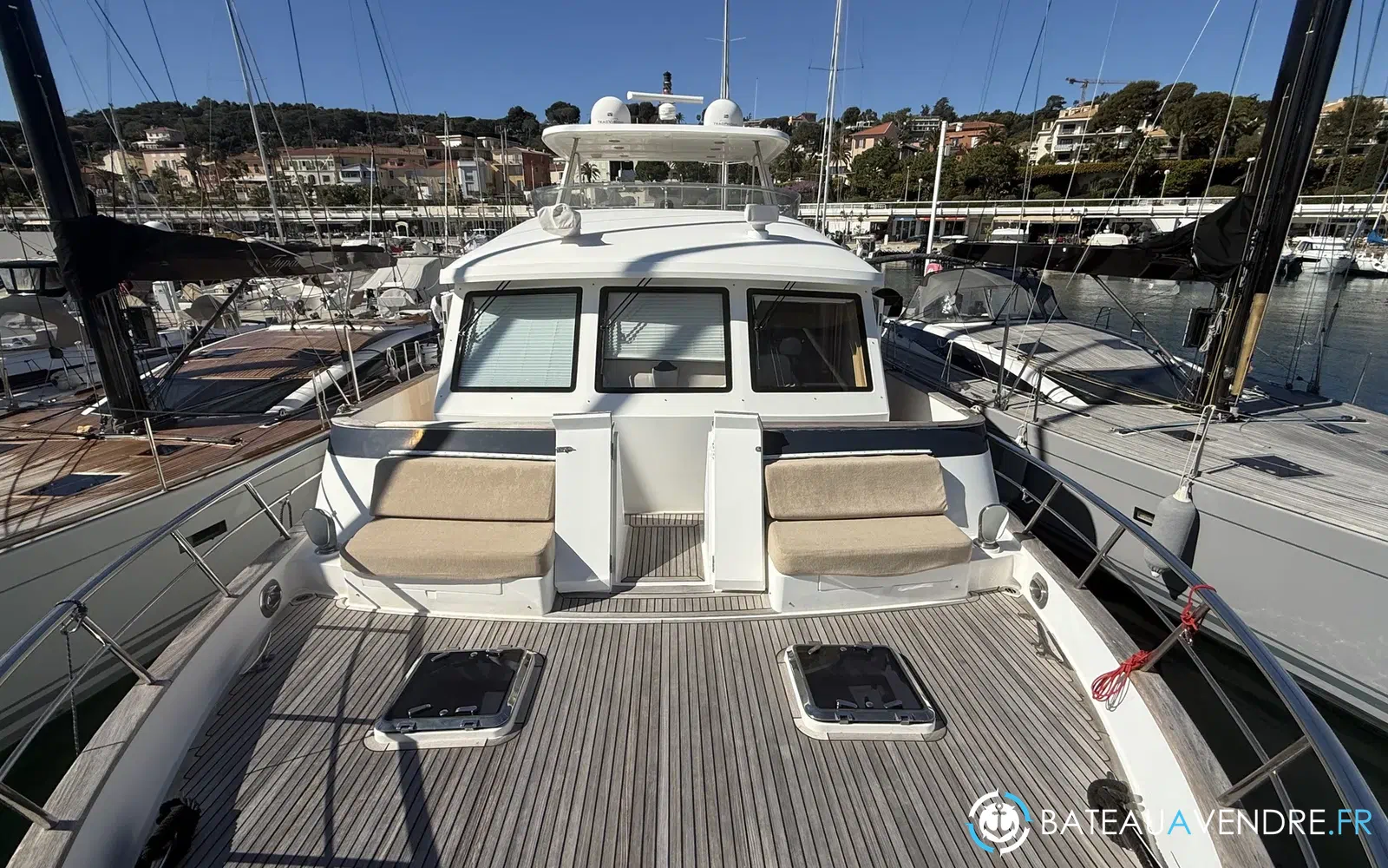 slider 12 Grand Banks Aleutian 59