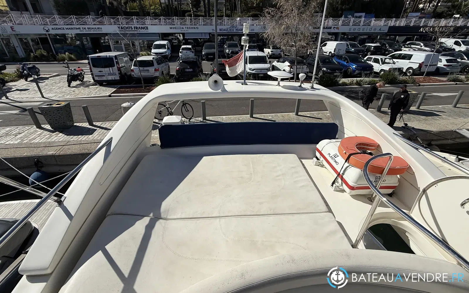 slider 11 Azimut 46