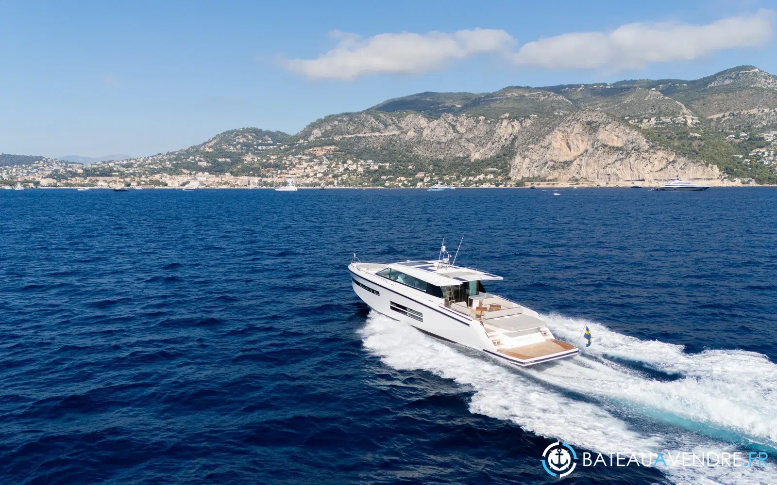 slider 12 Delta Powerboats 72