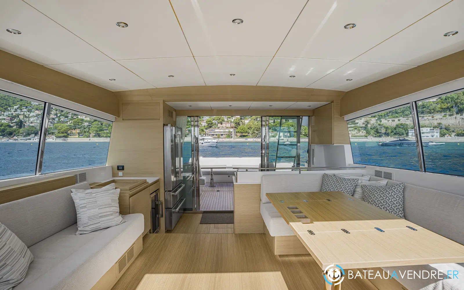 slider 34 Delta Powerboats 72