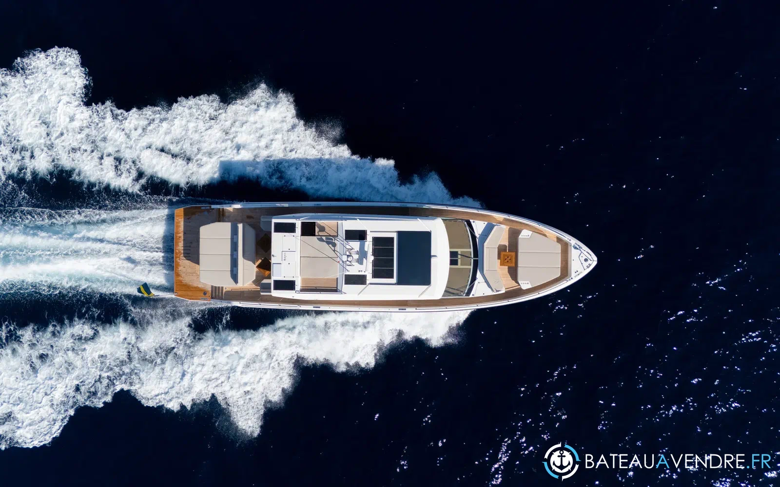 slider 4 Delta Powerboats 72