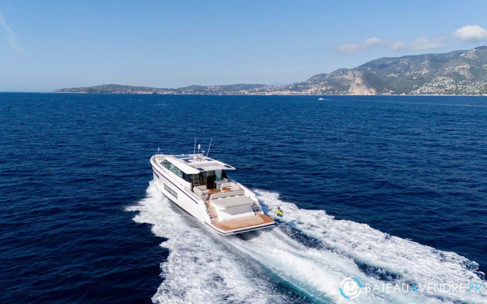 slider 5 Delta Powerboats 72