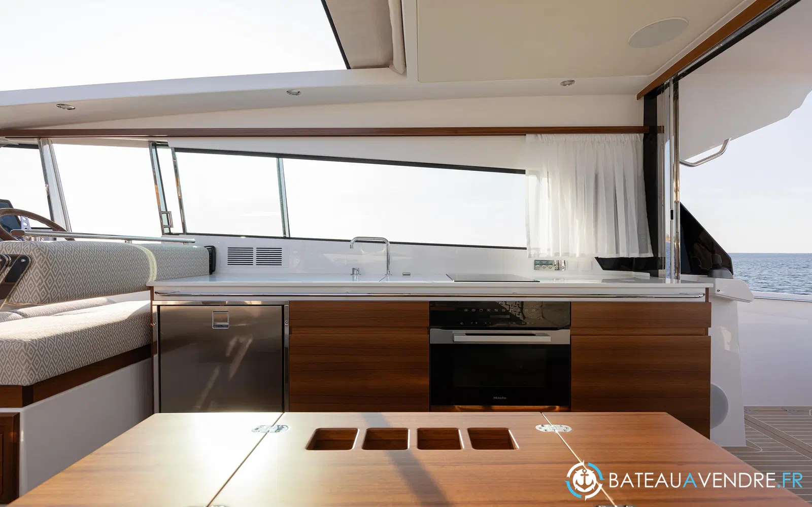 slider 13 Delta Powerboats 48 Coupe