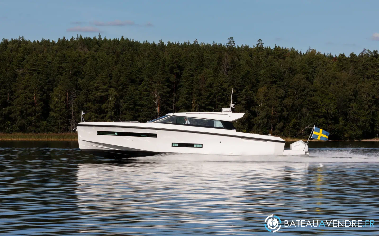 slider 19 Delta Powerboats 48 Coupe