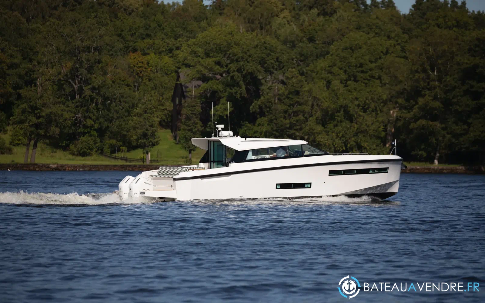 slider 25 Delta Powerboats 48 Coupe