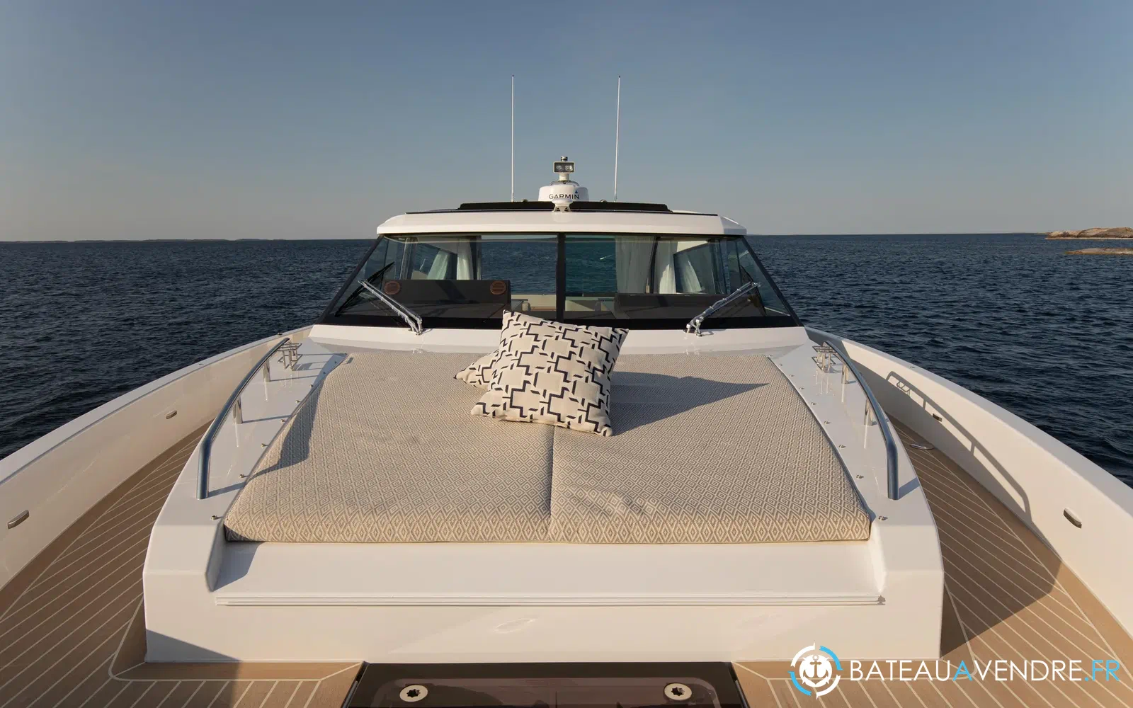 slider 8 Delta Powerboats 48 Coupe