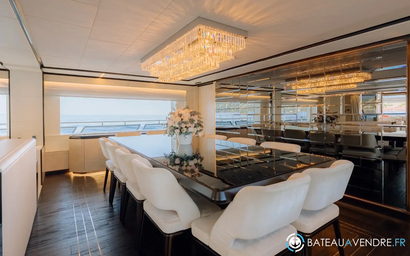 slider 10 Majesty Yachts Majesty 120