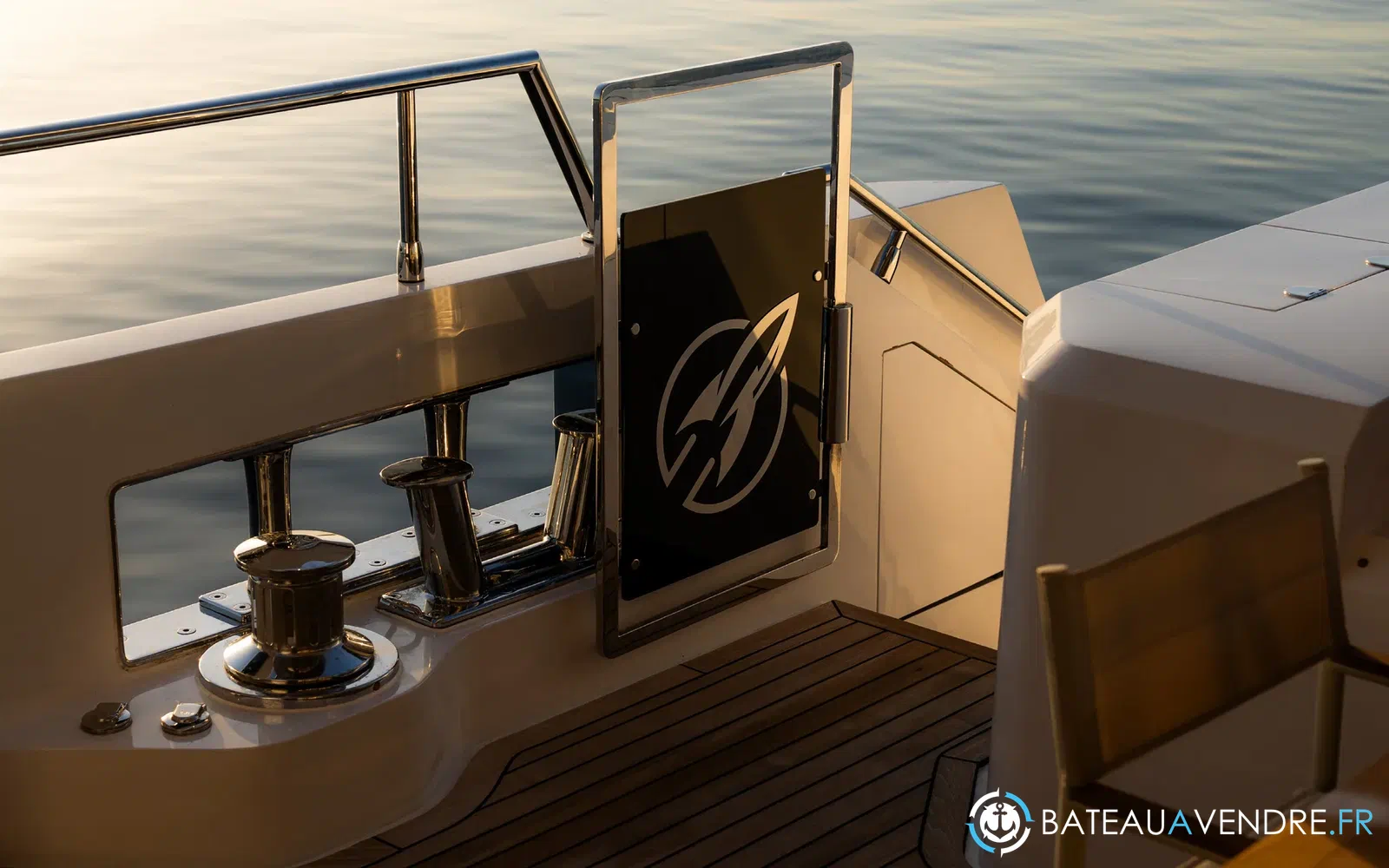 slider 30 Majesty Yachts Majesty 120