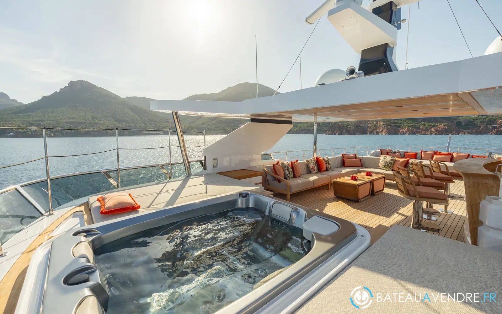 slider 44 Majesty Yachts Majesty 120