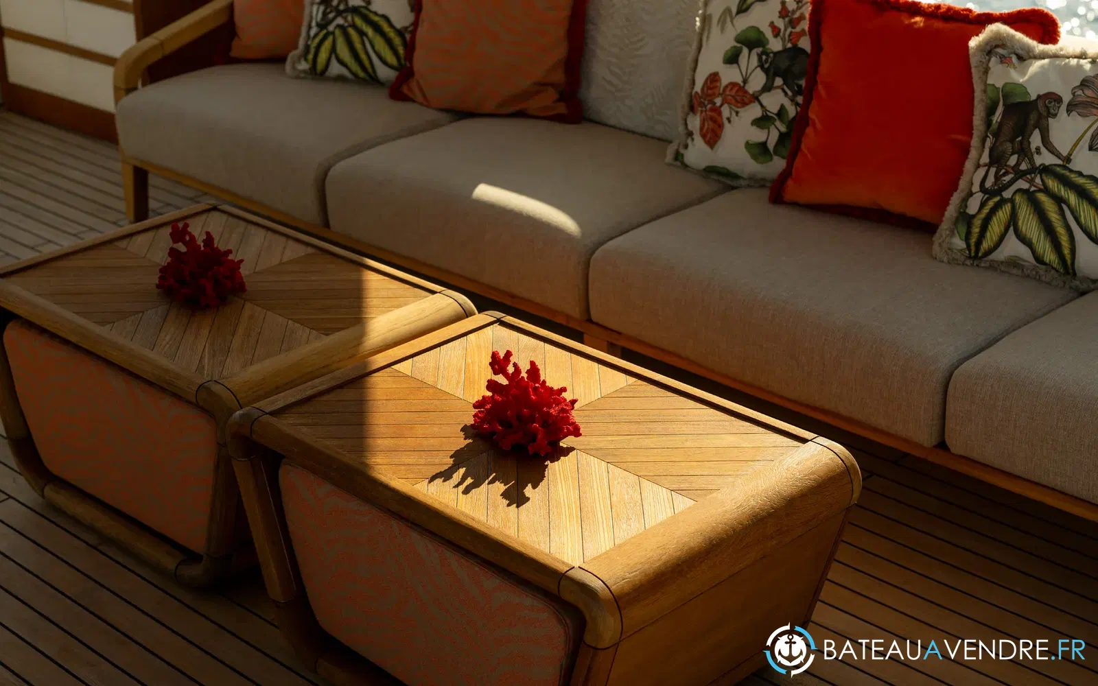 slider 47 Majesty Yachts Majesty 120
