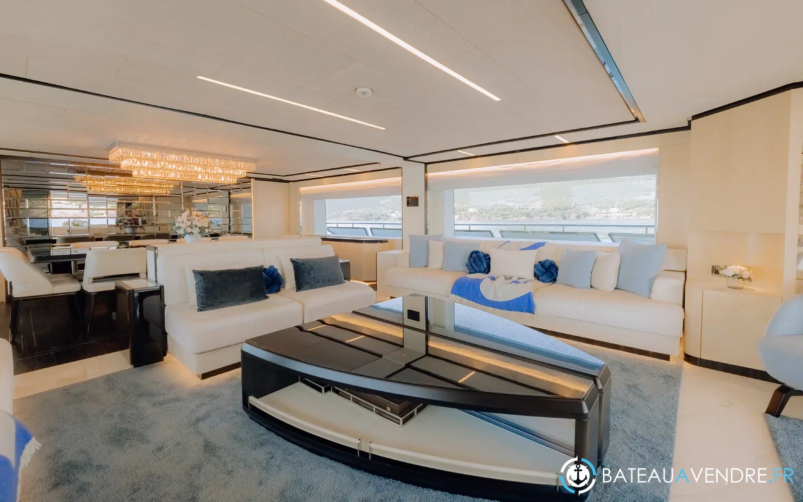 slider 8 Majesty Yachts Majesty 120