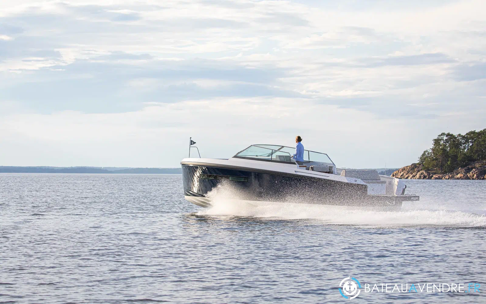 slider 0 Delta Powerboats 33 Open