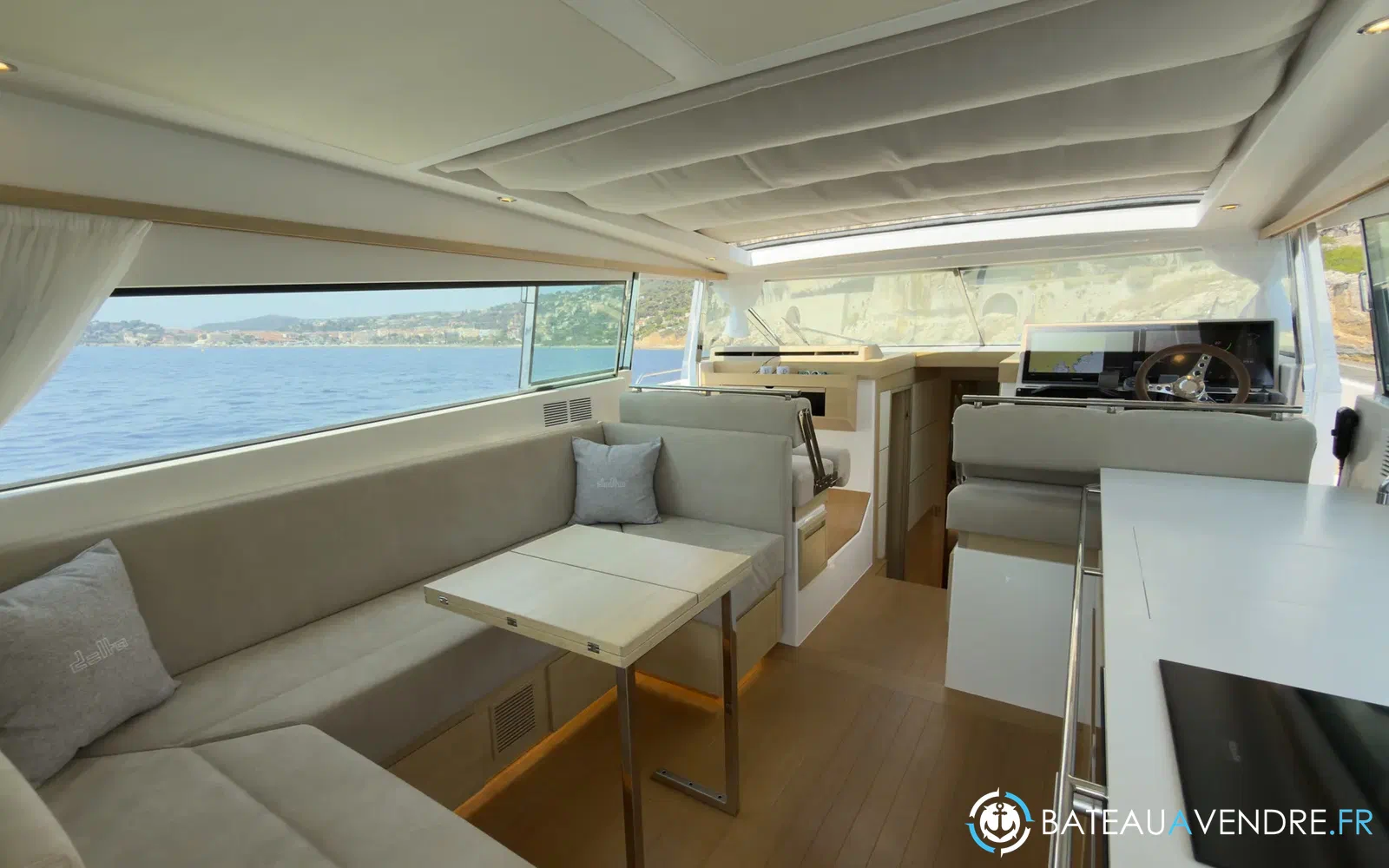 slider 12 Delta Powerboats 48 Coupe