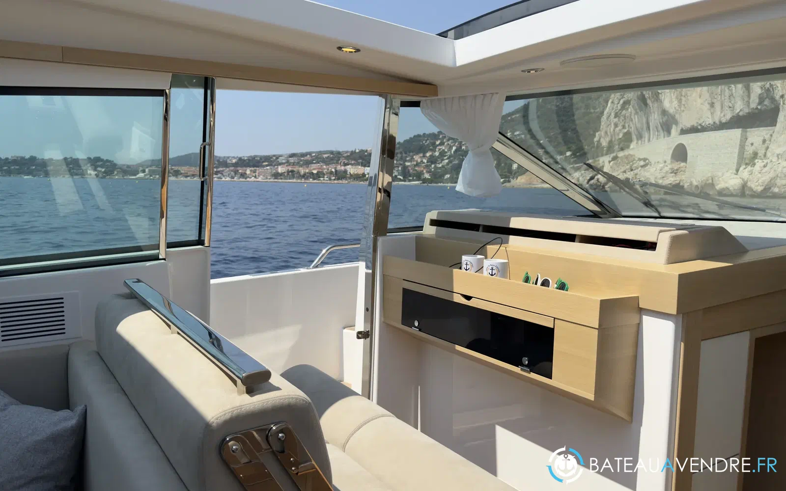 slider 14 Delta Powerboats 48 Coupe