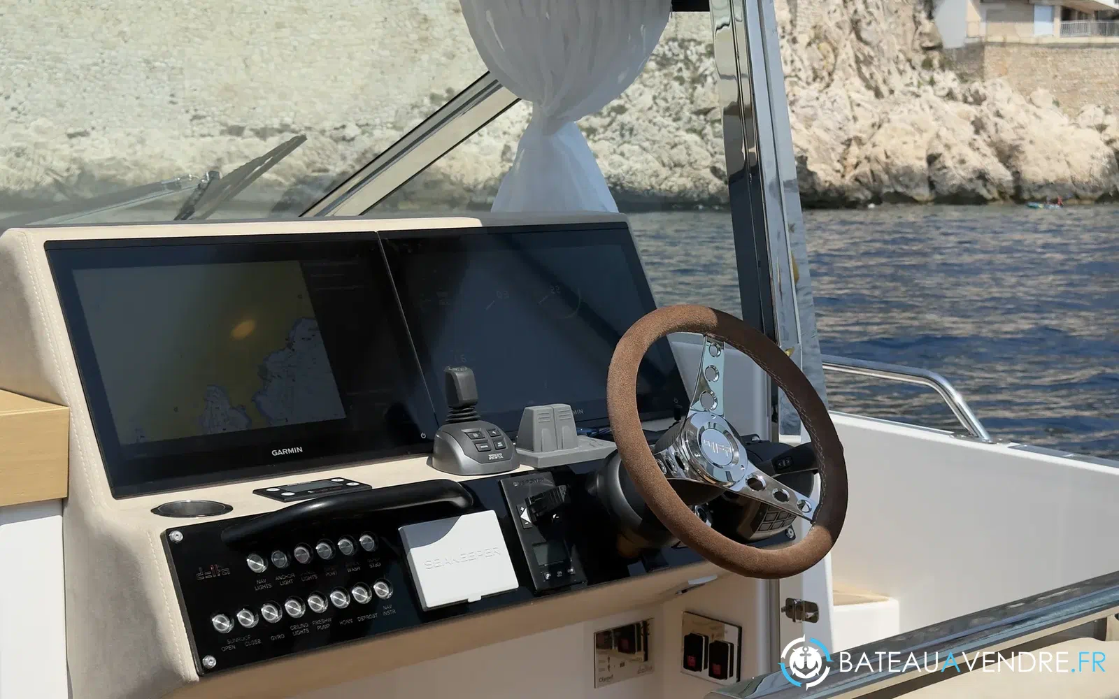 slider 7 Delta Powerboats 48 Coupe