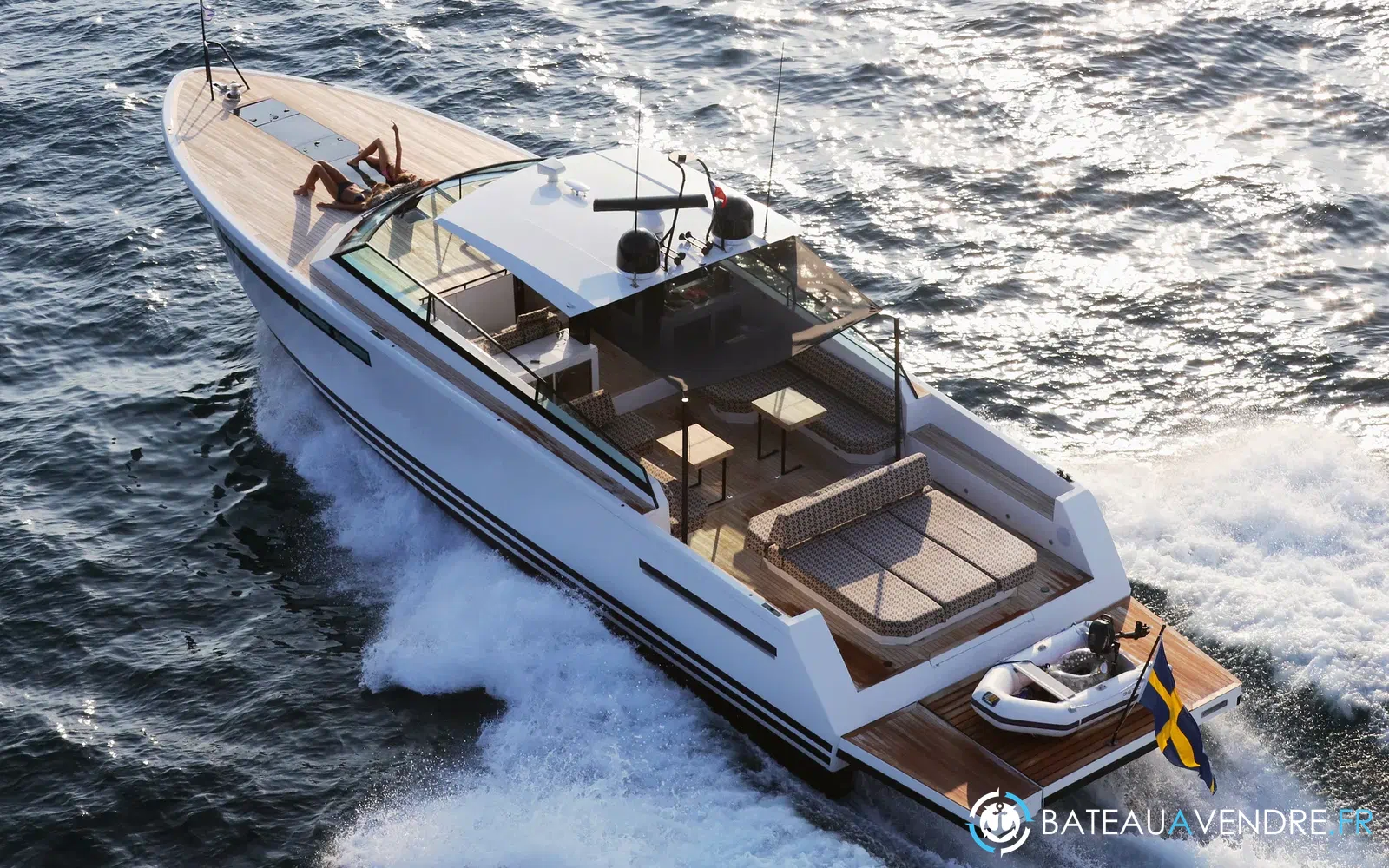 slider 12 Delta Powerboats 60 Open