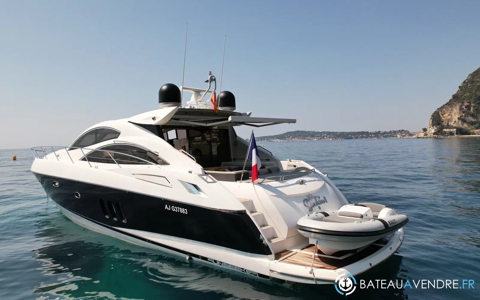 slider 6 Sunseeker Predator 62