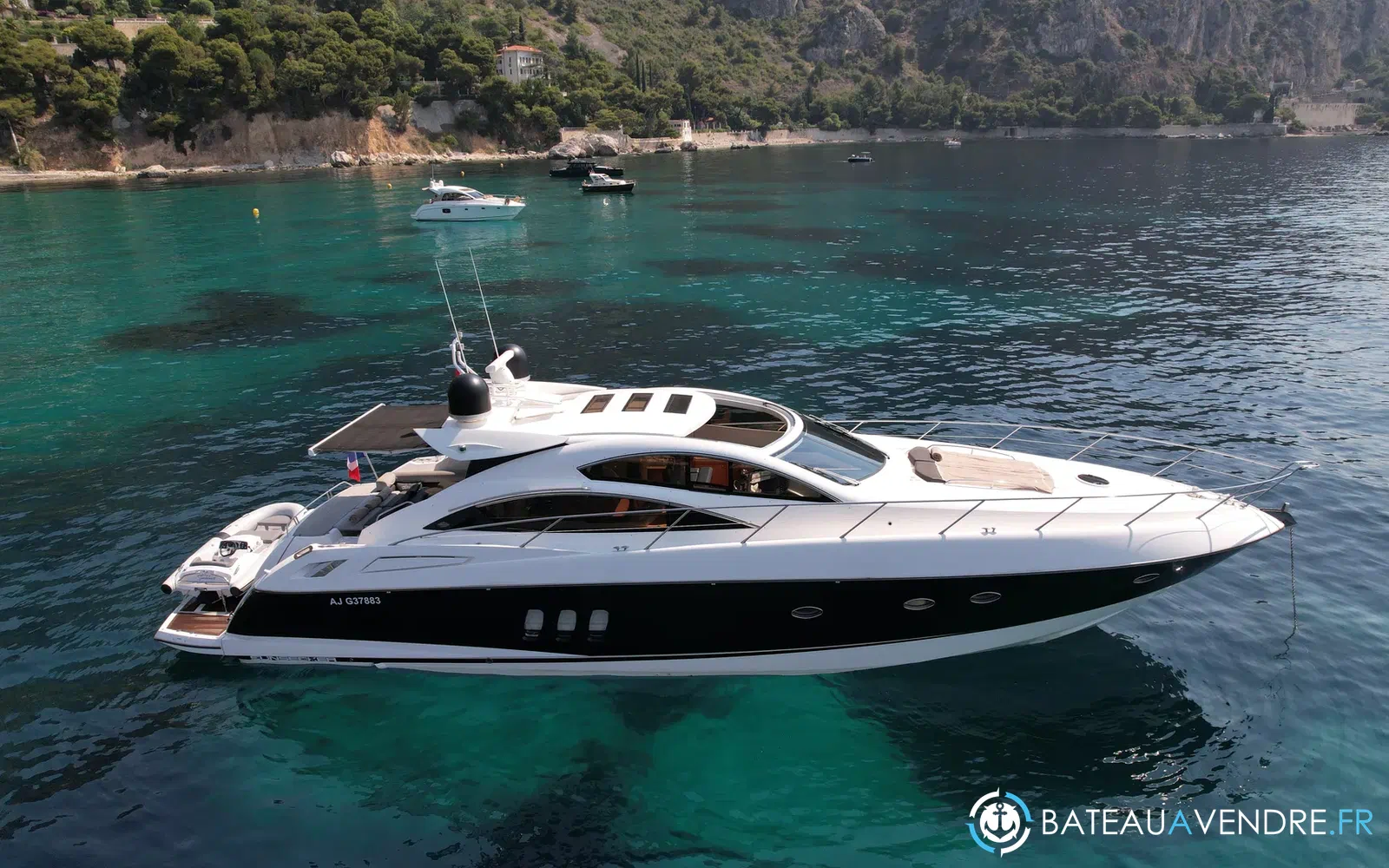 slider 1 Sunseeker Predator 62
