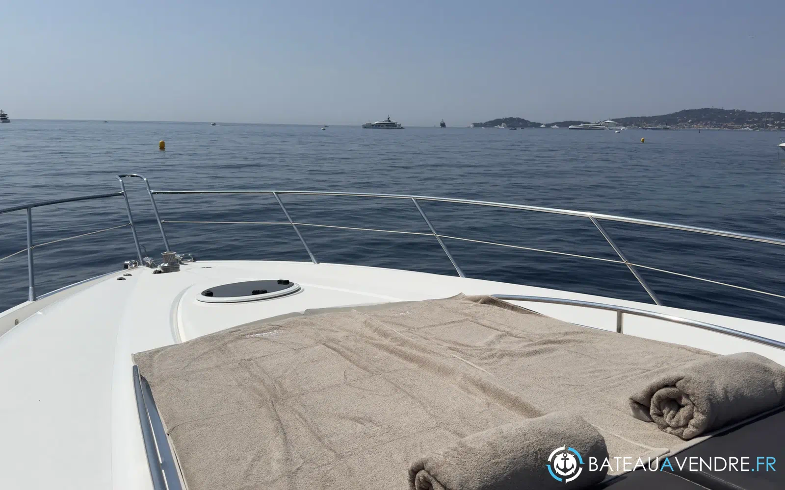 slider 20 Sunseeker Predator 62
