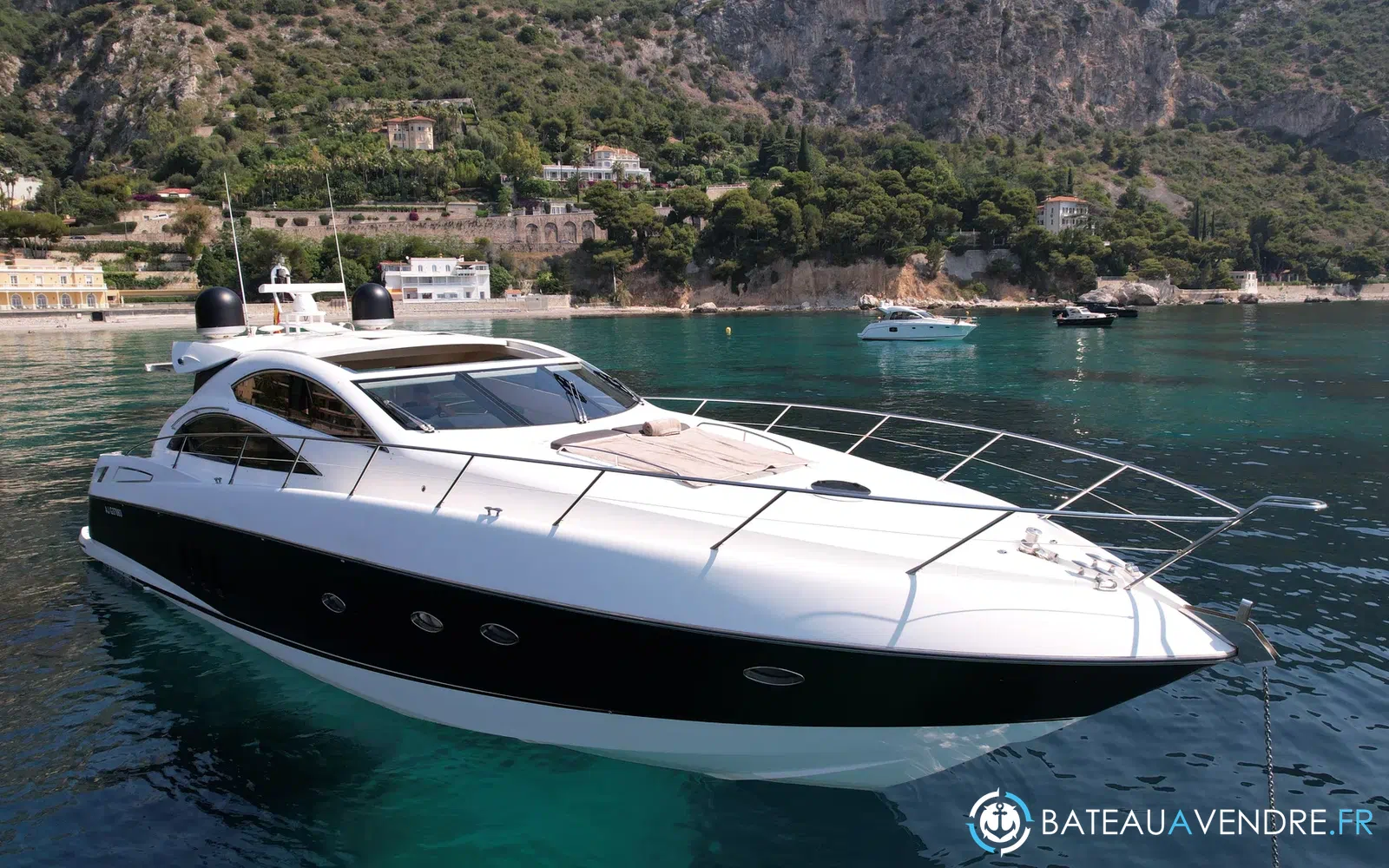 slider 3 Sunseeker Predator 62