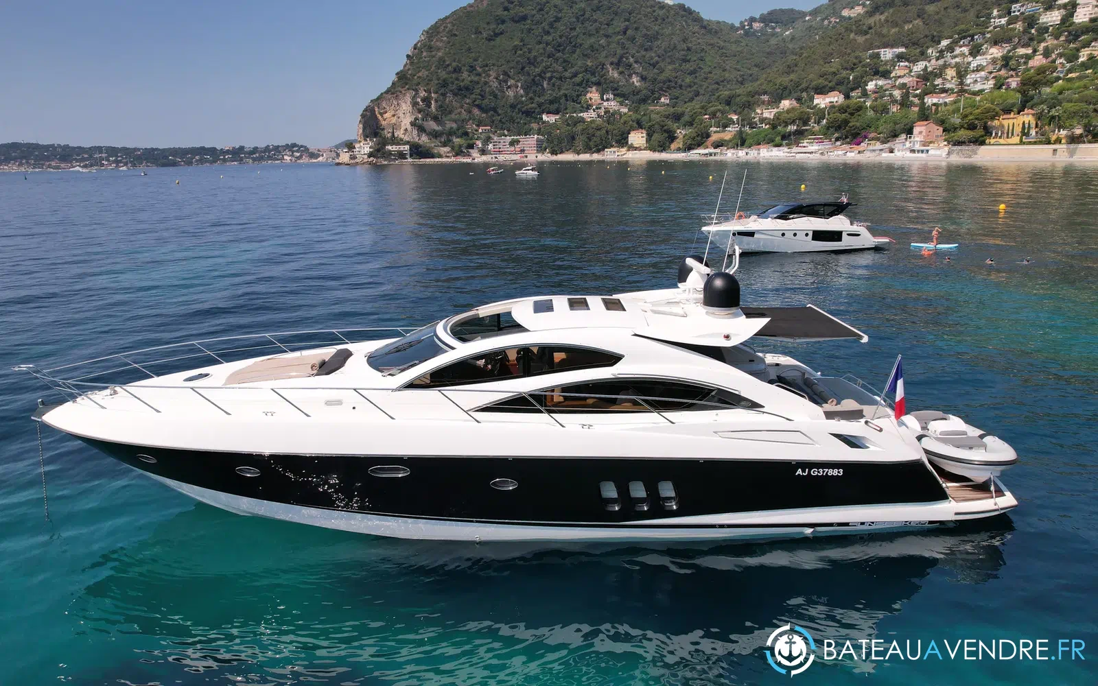 slider 5 Sunseeker Predator 62