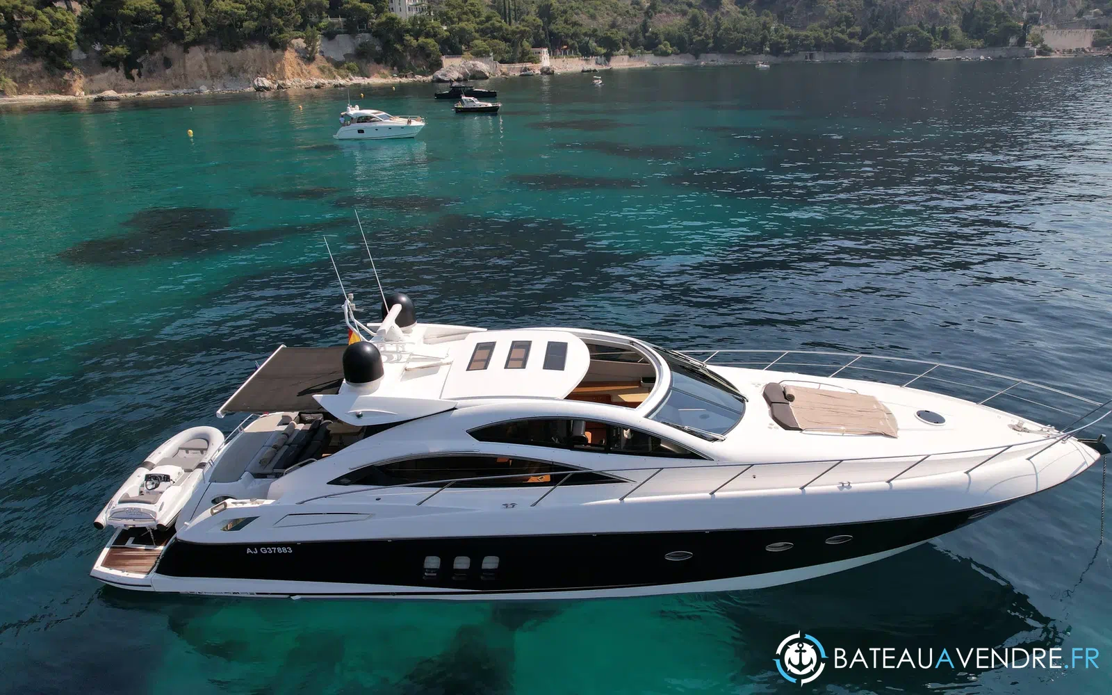 slider 6 Sunseeker Predator 62