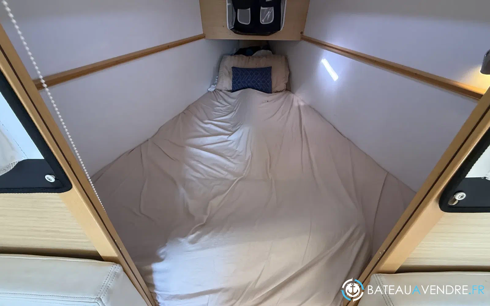 slider 16 Beneteau First 30 Jk