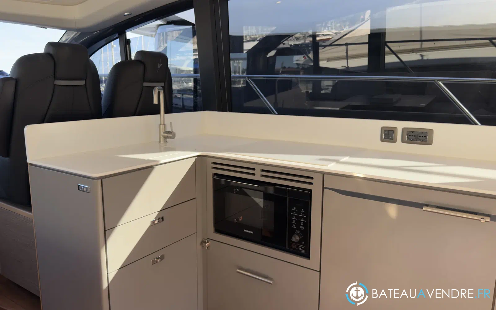 slider 14 Princess V55